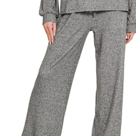 Zenana Soft Melange Hacci Long Slv Tee & Pants Set - Picture 2 of 3